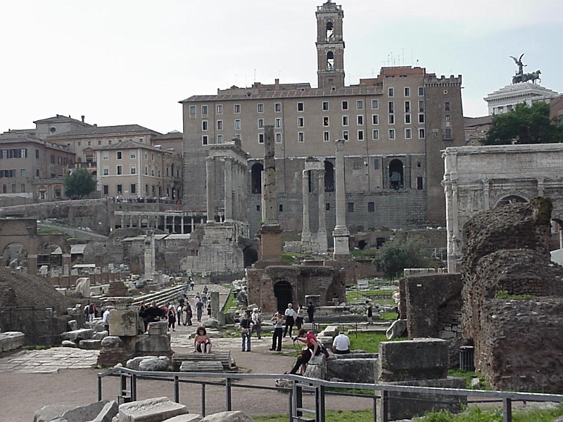 Roman Forum 1.jpg